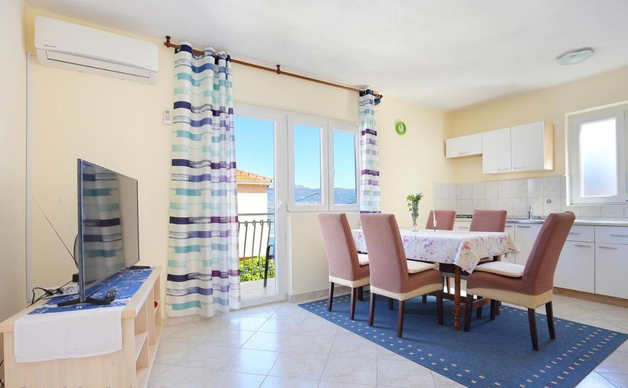 Katja Apartment Trogir Eksteriør billede